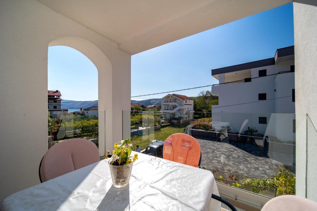 Apartments Lazaric Lopar Bagian luar foto